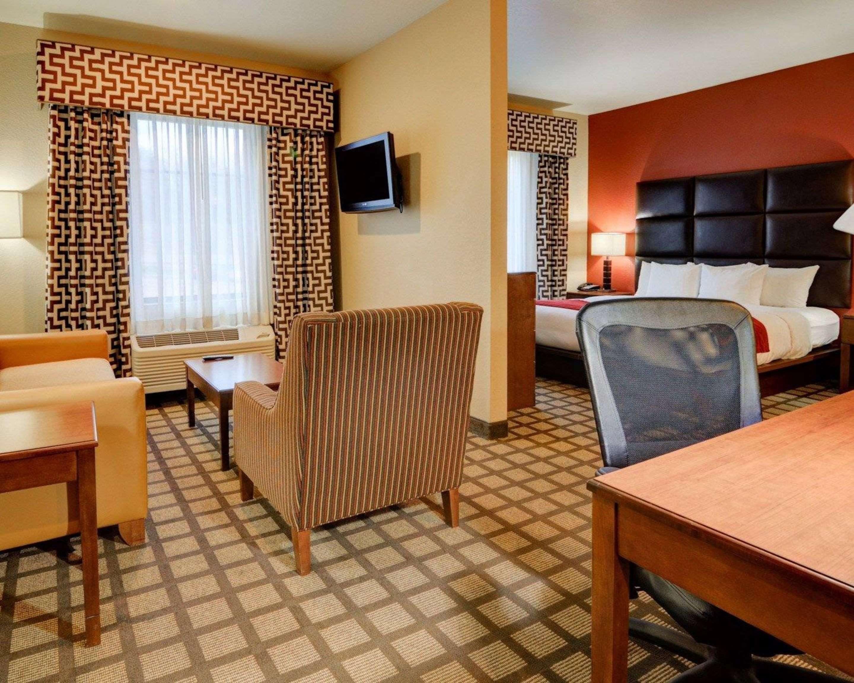 Comfort Inn & Suites Fort Smith I-540 Luaran gambar
